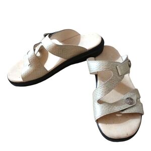 PROPET Silver Leather Orthopedic Sandals size 6.5